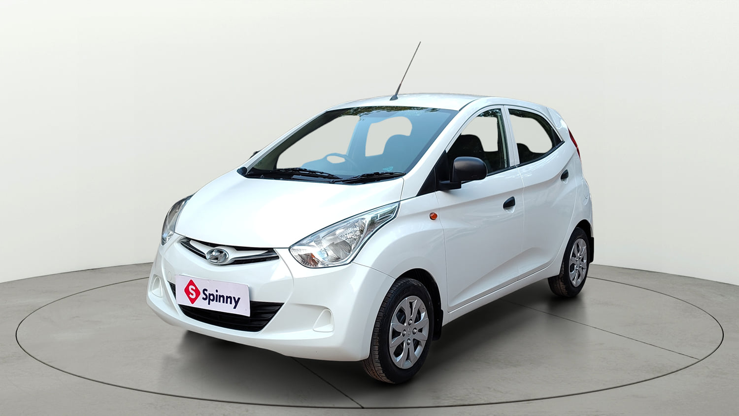 Used 2017 Hyundai Eon Magna + Petrol Manual exterior LEFT FRONT CORNER VIEW