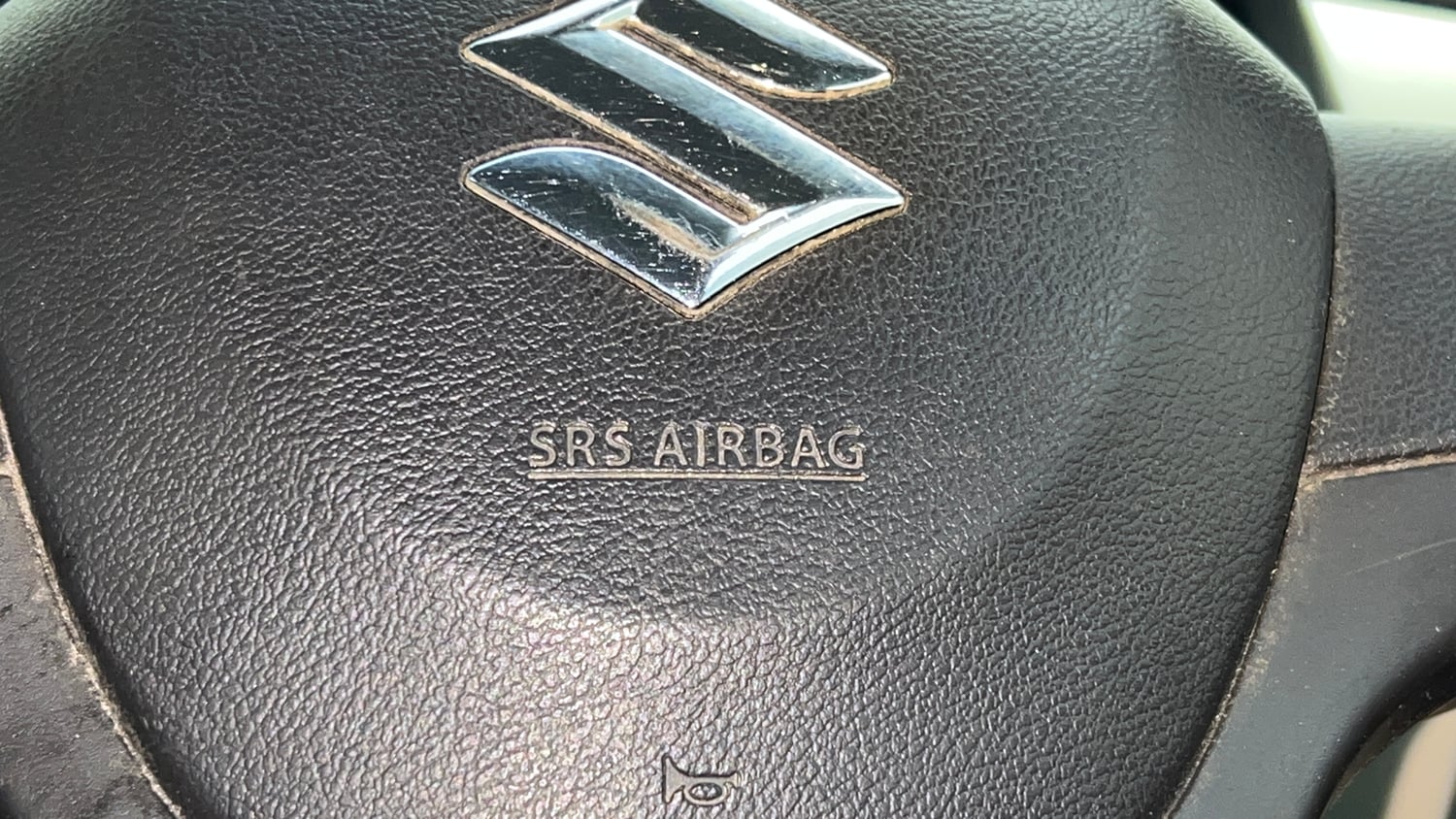 Used 2020 Maruti Suzuki Wagon R 1.0 LXi 1.0 Petrol Manual top_features Airbags