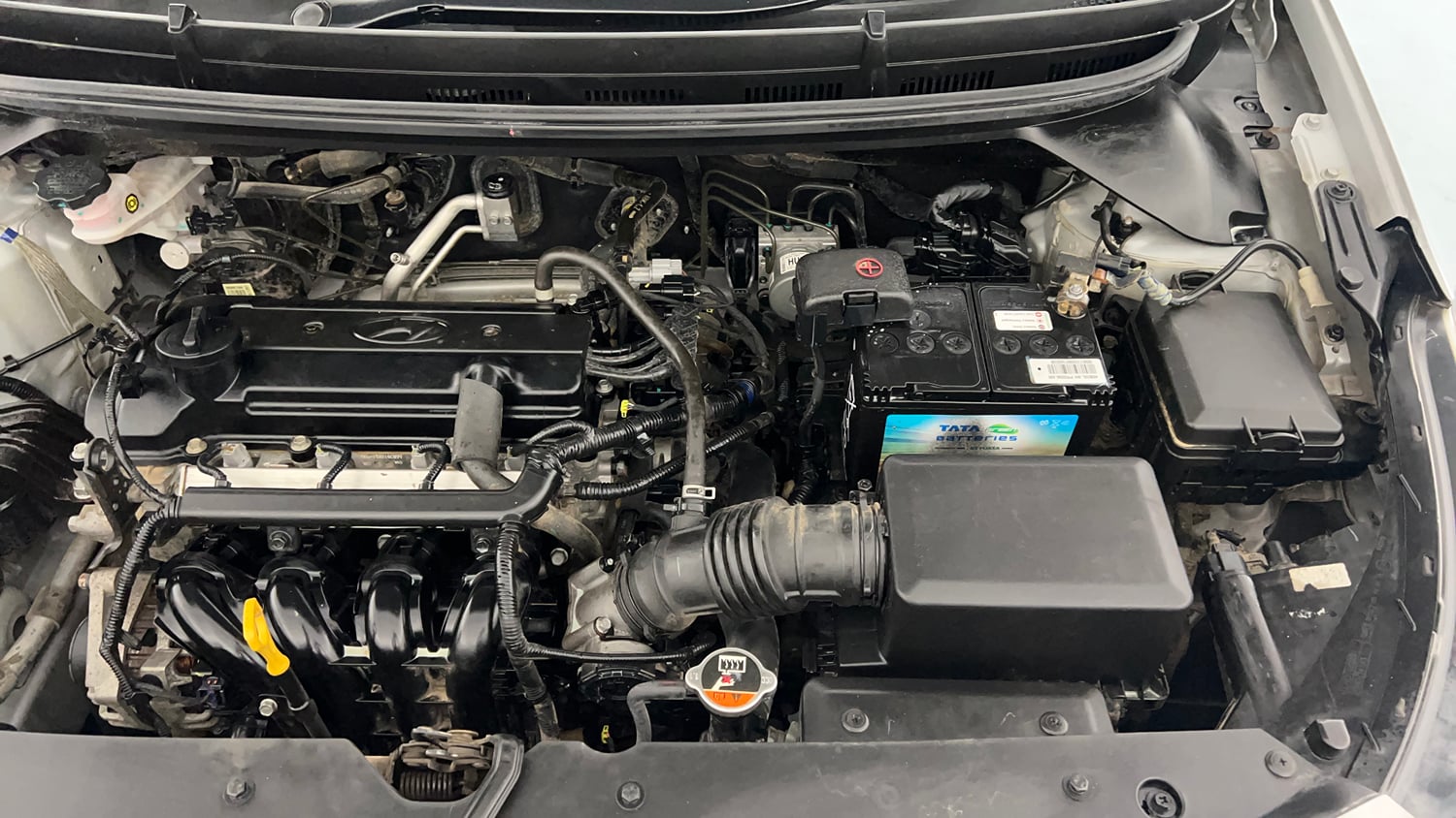Used 2015 Hyundai Elite i20 Sportz 1.2 Petrol Manual engine ENGINE LEFT SIDE VIEW