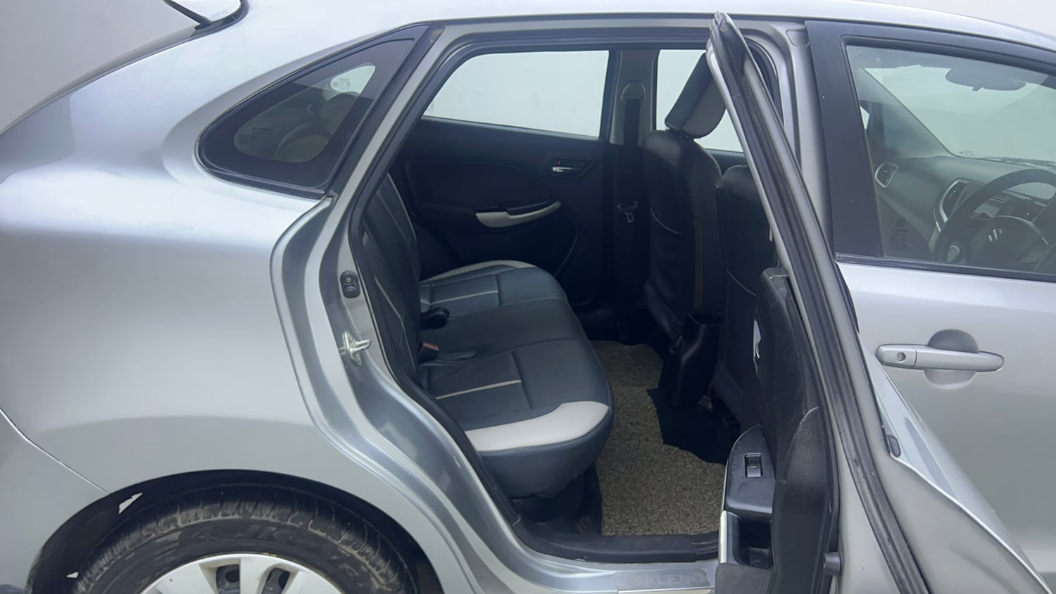 Used 2016 Maruti Suzuki Baleno Delta 1.2 Petrol Manual interior RIGHT SIDE REAR DOOR CABIN VIEW