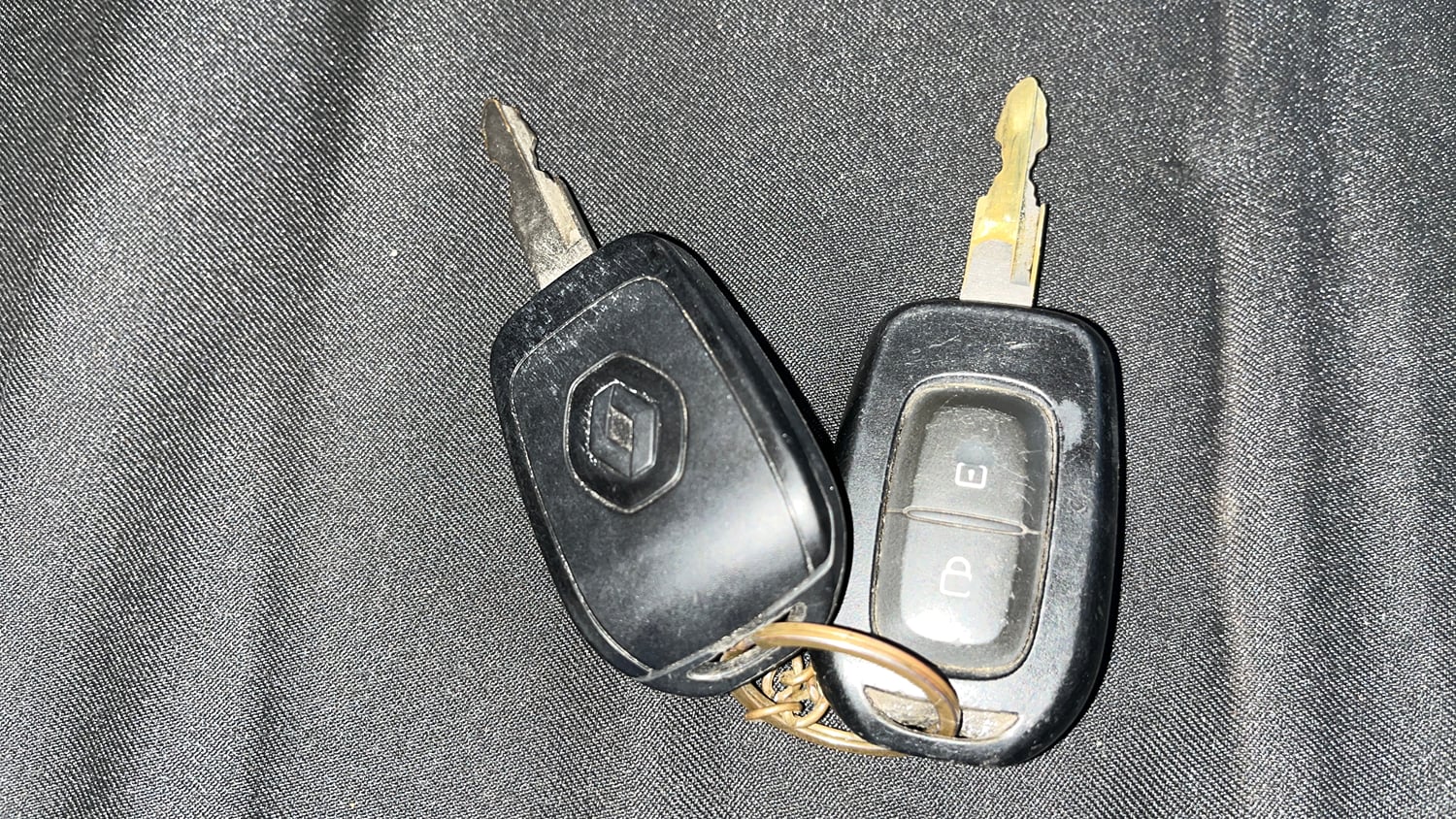 Used 2019 Renault Kwid CLIMBER 1.0 Petrol Manual extra CAR KEY VIEW