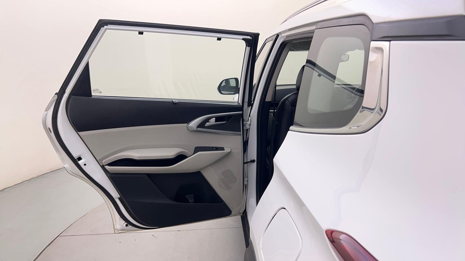 Used 2022 Kia Carens Prestige Plus 1.4 Petrol MT 7 STR Petrol Manual interior LEFT REAR DOOR OPEN VIEW