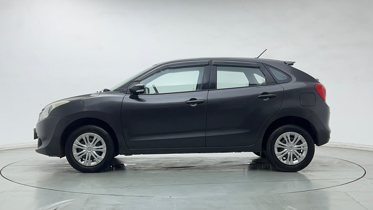 Used 2017 Maruti Suzuki Baleno Delta 1.2 Petrol Manual exterior LEFT SIDE VIEW