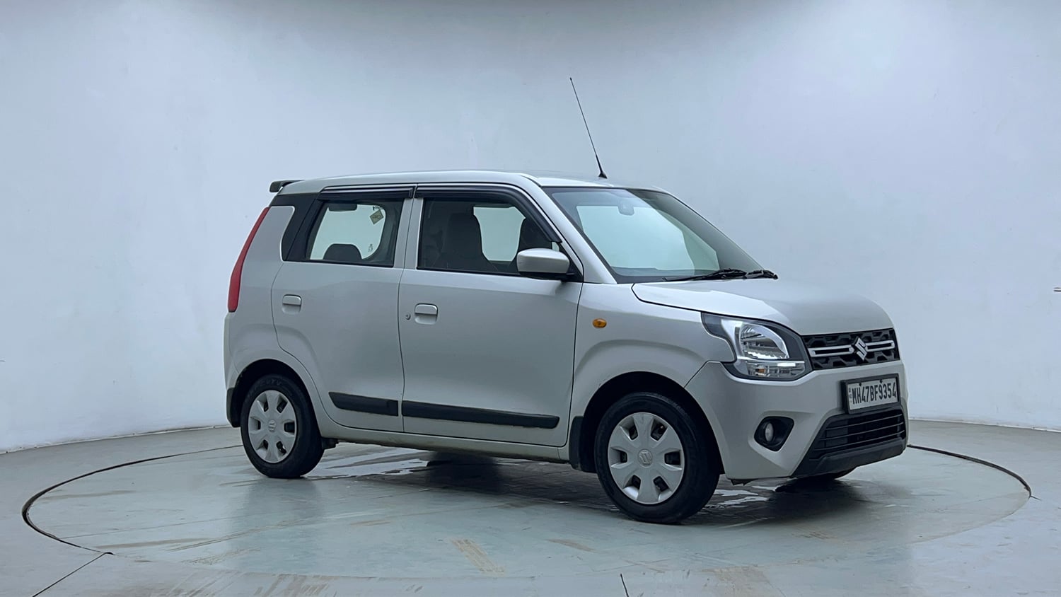 Used 2022 Maruti Suzuki Wagon R VXI 1.0 CNG Cng Manual exterior RIGHT FRONT CORNER VIEW
