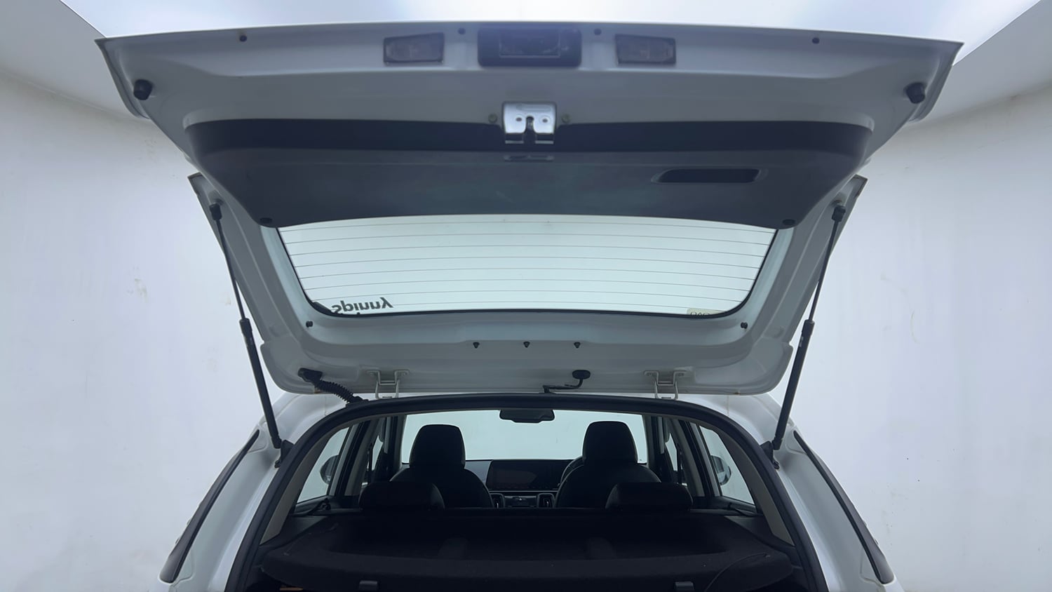 Used 2020 Kia Sonet GTX Plus 1.5 AT Diesel Automatic interior DICKY DOOR OPEN VIEW
