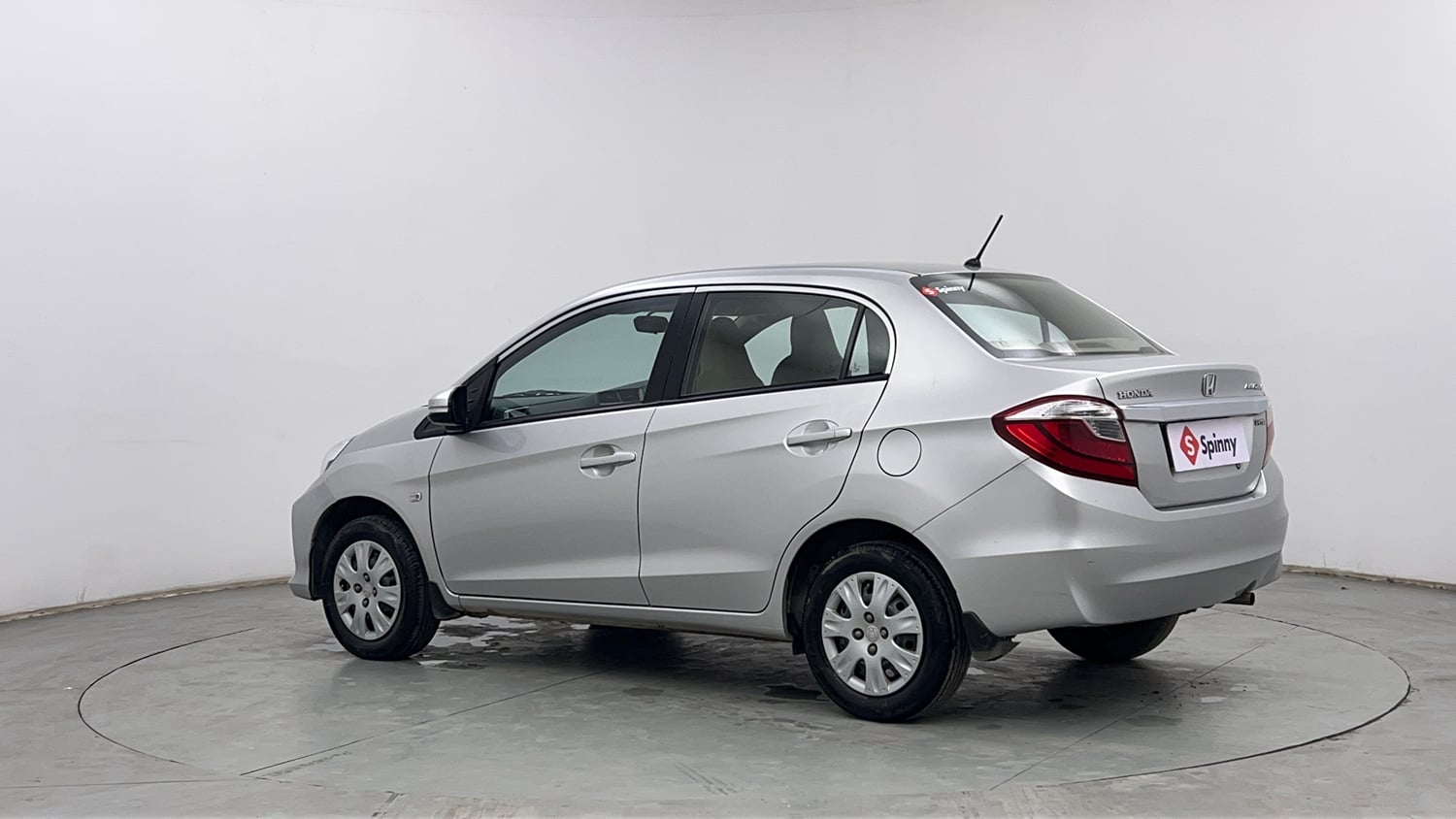 Used 2017 Honda Amaze 1.2 S i-VTEC Petrol Manual exterior LEFT REAR CORNER VIEW