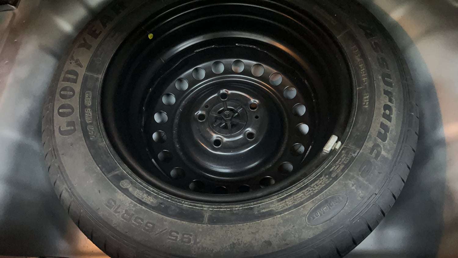 Used 2020 Kia Sonet GTX Plus 1.5 AT Diesel Automatic tyres SPARE TYRE VIEW