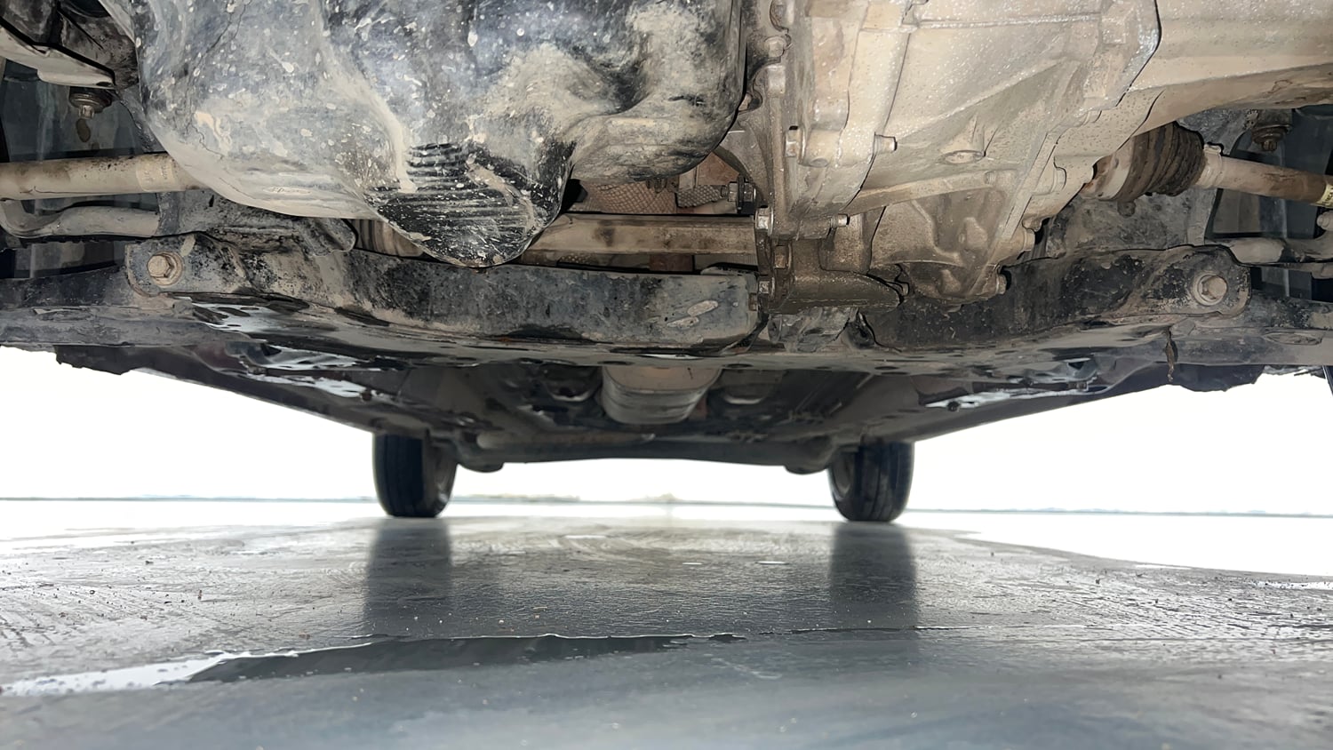 Used 2019 Ford Figo Titanium 1.2 Ti-VCT MT Petrol Manual extra FRONT LEFT UNDERBODY VIEW