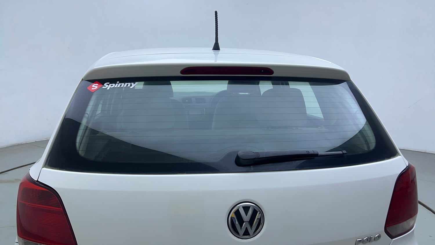 Used 2013 Volkswagen Polo Comfortline 1.2L (P) Petrol Manual exterior BACK WINDSHIELD VIEW