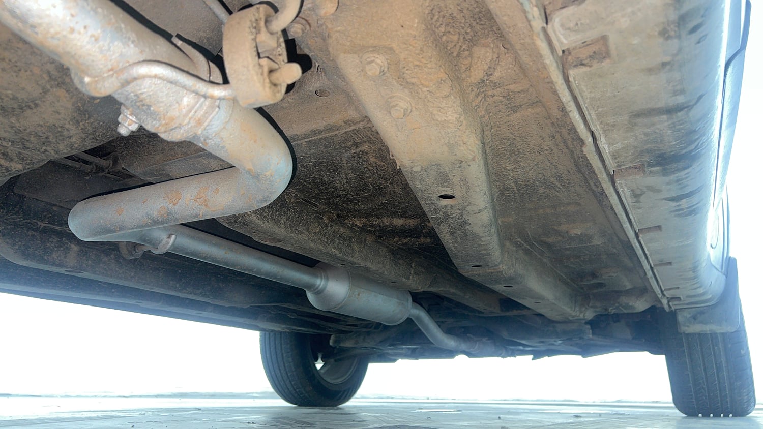 Used 2018 Tata Nexon XZA Plus Petrol Petrol Automatic extra REAR RIGHT UNDERBODY VIEW