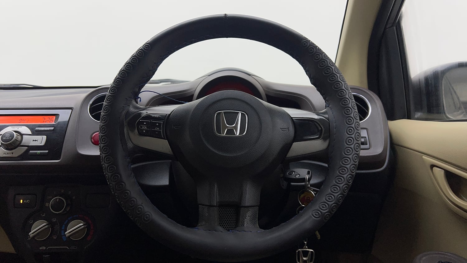 Used 2013 Honda Amaze 1.2 S i-VTEC Petrol Manual interior STEERING VIEW