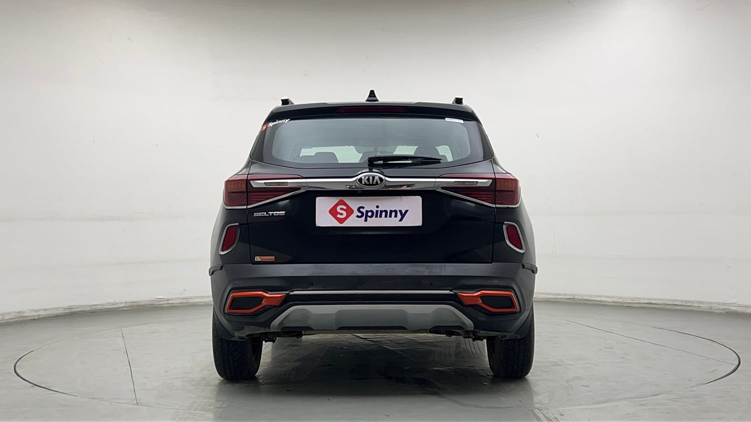 Used 2020 Kia Seltos Anniversary Edition 1.5 Petrol Manual exterior BACK VIEW