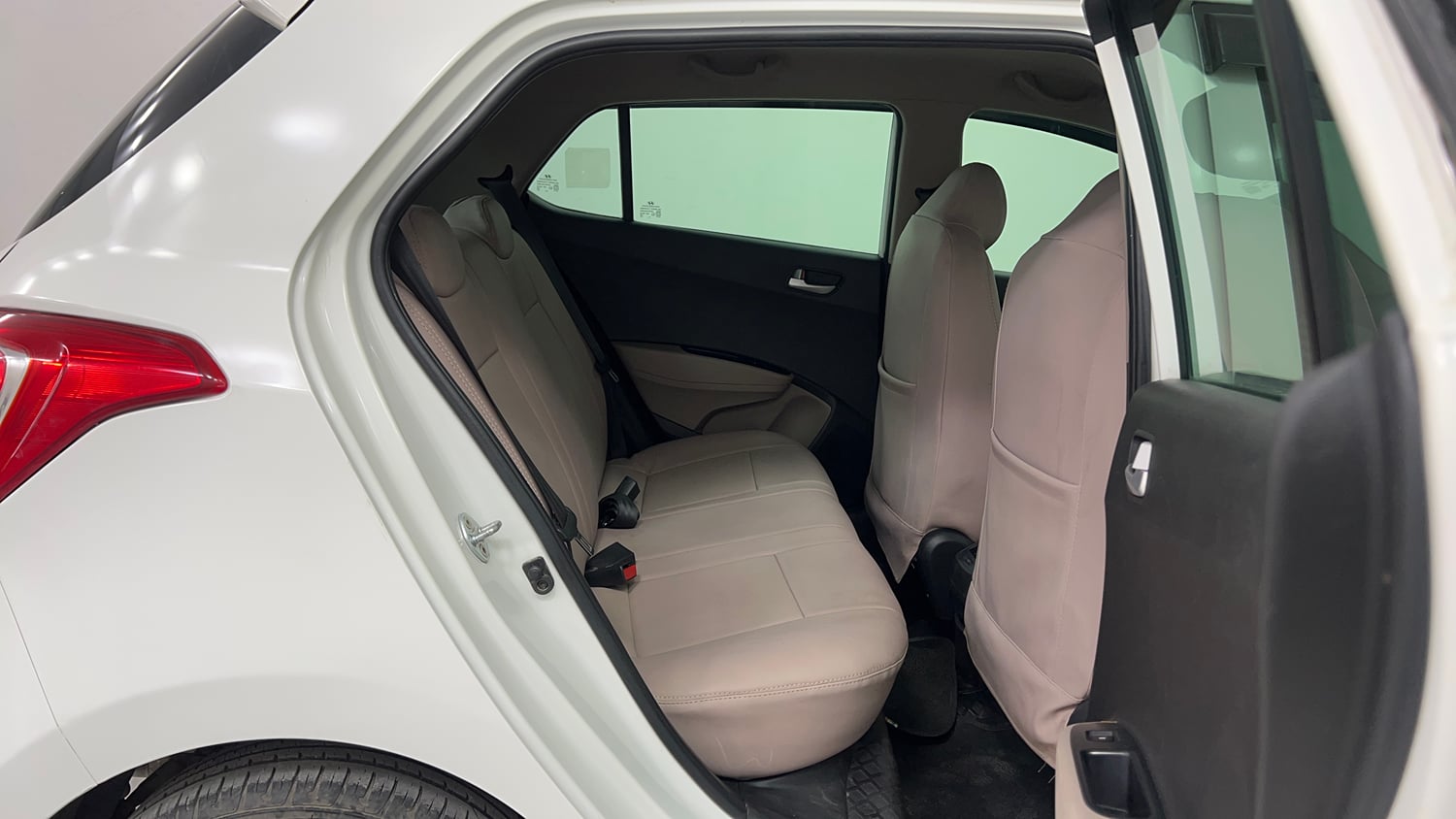 Used 2017 Hyundai Grand i10 Sportz (O) 1.2 Kappa VTVT Petrol Manual interior RIGHT SIDE REAR DOOR CABIN VIEW