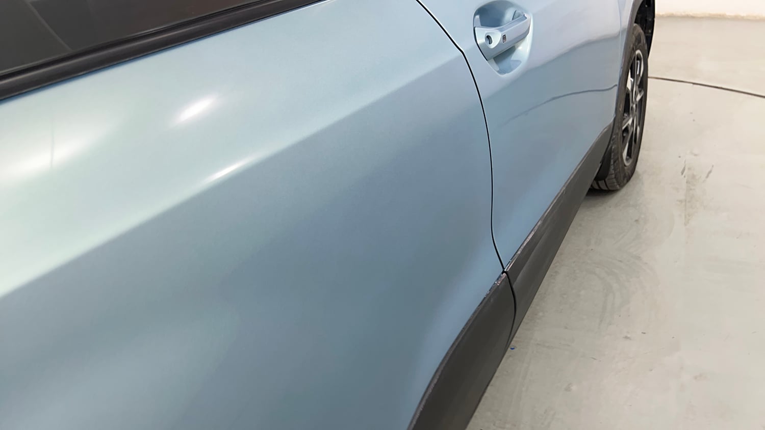 Used 2023 Tata Punch Creative Dual Tone Petrol Manual dents MINOR DENT