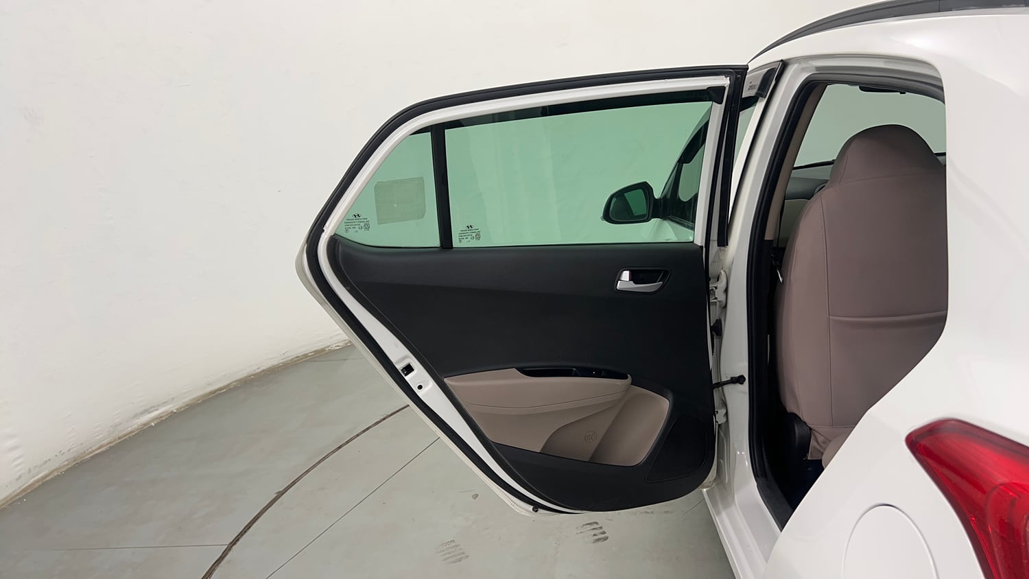 Used 2017 Hyundai Grand i10 Sportz (O) 1.2 Kappa VTVT Petrol Manual interior LEFT REAR DOOR OPEN VIEW