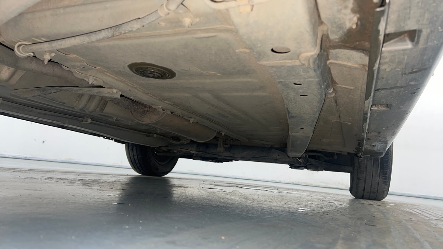 Used 2022 Maruti Suzuki Baleno Delta Petrol Manual extra REAR RIGHT UNDERBODY VIEW