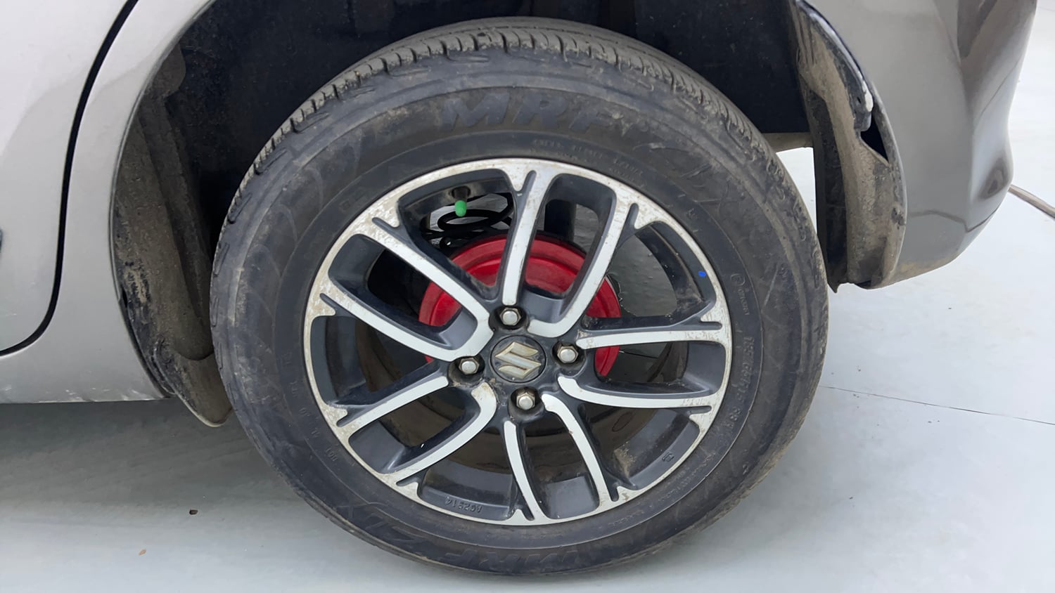 Used 2020 Maruti Suzuki Swift ZXi Plus AMT Petrol Automatic tyres LEFT REAR TYRE RIM VIEW