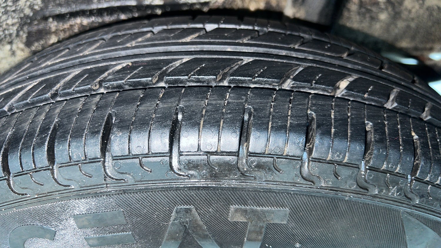 Used 2020 Maruti Suzuki Wagon R 1.0 LXi 1.0 Petrol Manual tyres LEFT REAR TYRE TREAD VIEW