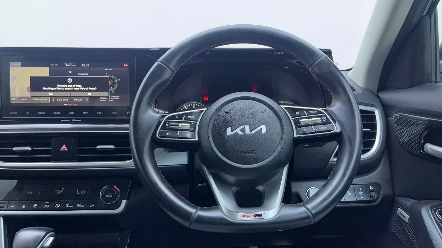 Used 2022 Kia Seltos GTX Plus 1.4 DCT Petrol Automatic interior STEERING VIEW
