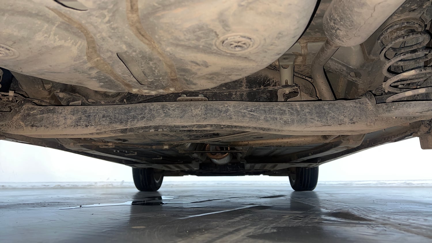 Used 2024 Maruti Suzuki Baleno Zeta MT Petrol Manual extra REAR UNDERBODY VIEW (TAKEN FROM REAR)