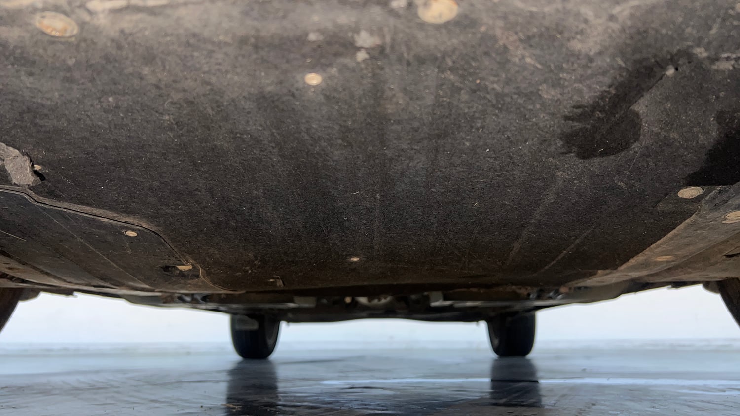Used 2025 Maruti Suzuki Baleno Alpha MT Petrol Manual extra FRONT LEFT UNDERBODY VIEW