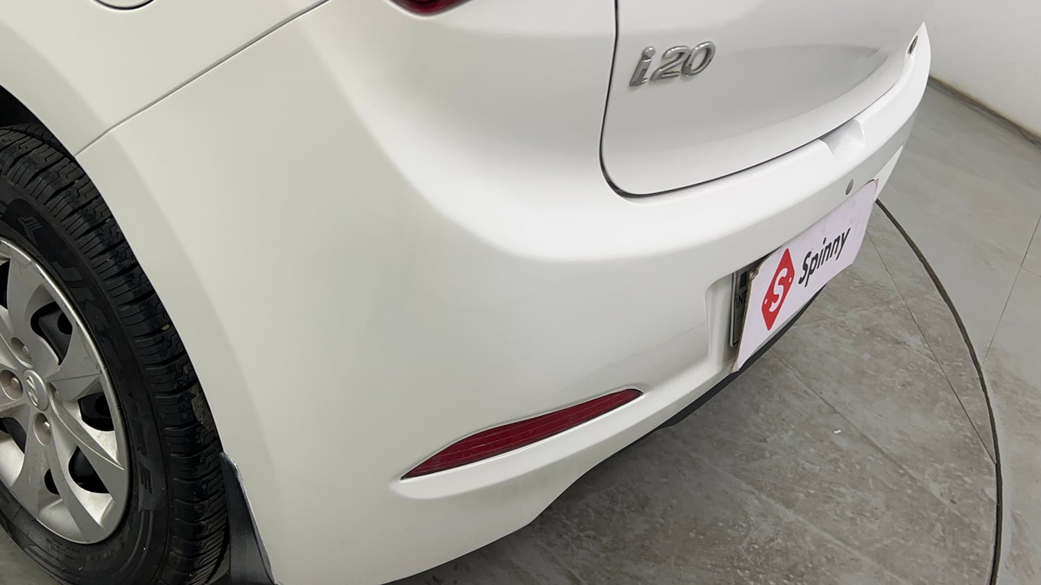 Used 2015 Hyundai Elite i20 Magna 1.2 Petrol Manual dents MINOR SCRATCH