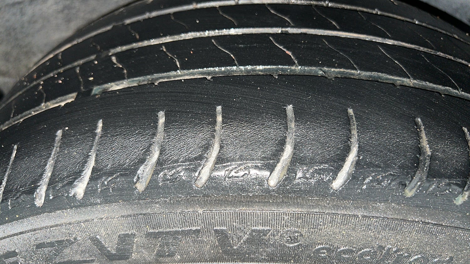 Used 2022 Tata Altroz XZ Petrol Petrol Manual tyres LEFT REAR TYRE TREAD VIEW