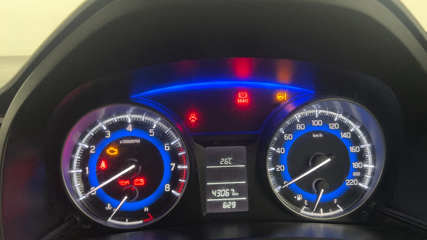 Used 2022 Maruti Suzuki Baleno Delta Petrol Manual interior CLUSTERMETER VIEW