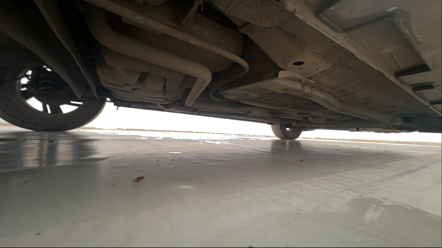 Used 2023 Hyundai i20 Asta 1.2 MT Petrol Manual extra REAR RIGHT UNDERBODY VIEW