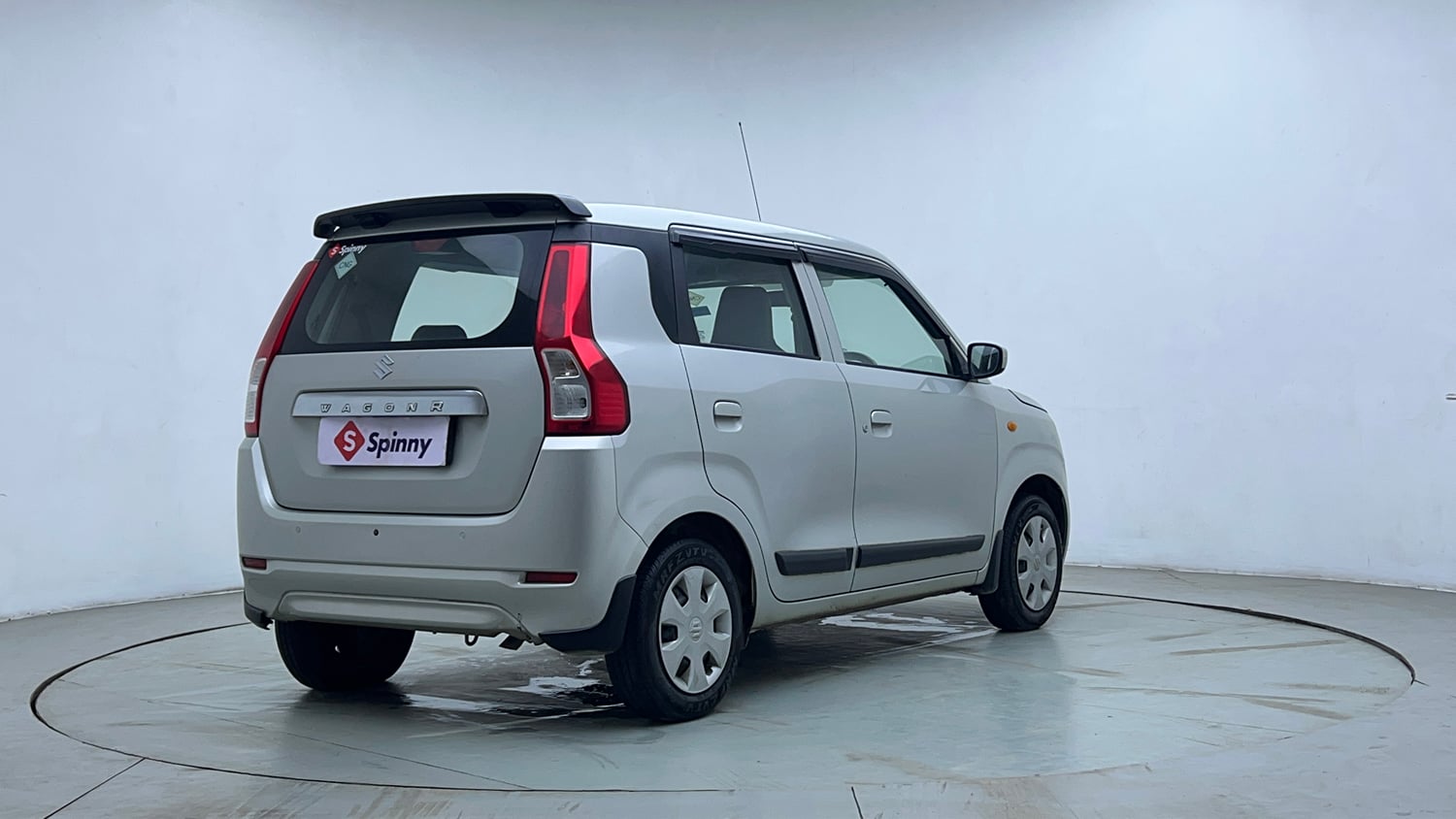 Used 2022 Maruti Suzuki Wagon R VXI 1.0 CNG Cng Manual exterior RIGHT REAR CORNER VIEW