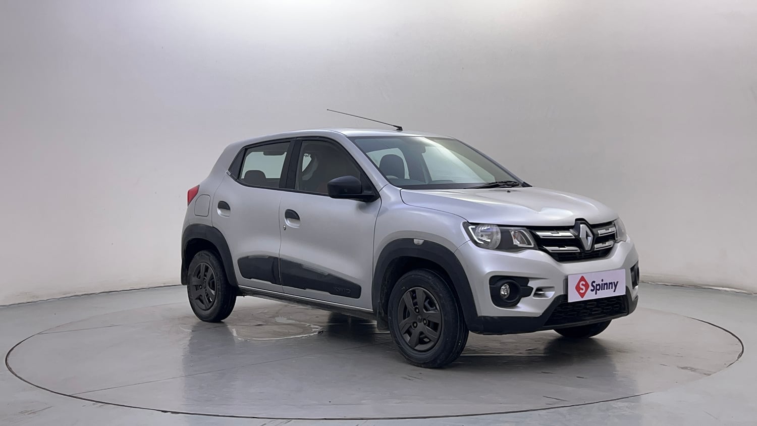 Used 2018 Renault Kwid 1.0 RXT AMT Petrol Automatic exterior RIGHT FRONT CORNER VIEW