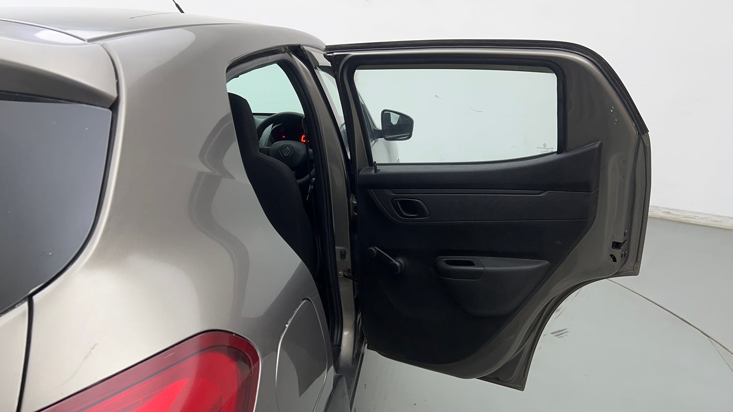 Used 2017 Renault Kwid 1.0 RXT Petrol Manual interior RIGHT REAR DOOR OPEN VIEW