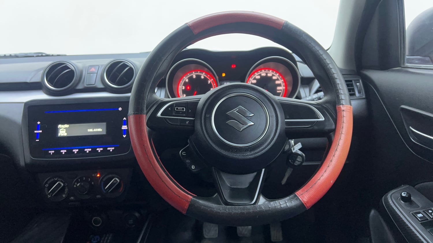 Used 2023 Maruti Suzuki Swift VXi Petrol Manual interior STEERING VIEW