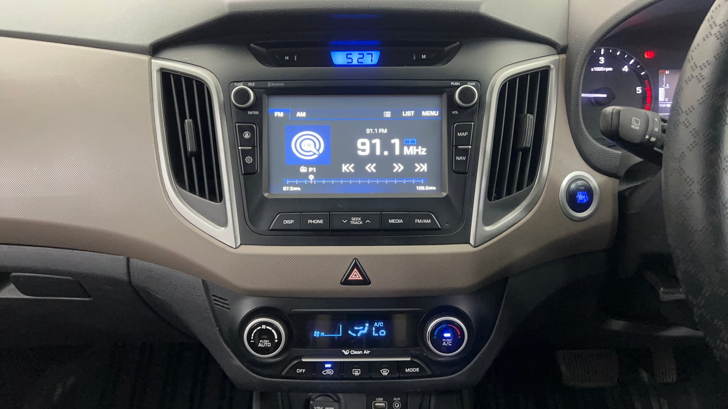 Used 2015 Hyundai Creta 1.6 SX Plus AT Diesel Automatic interior MUSIC SYSTEM & AC CONTROL VIEW