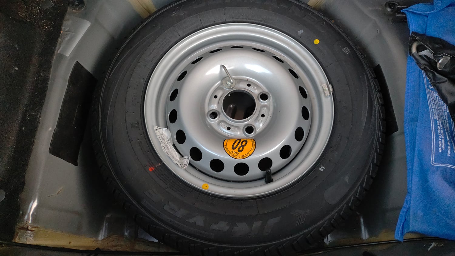 Used 2023 Tata Tiago XZA Plus Petrol Automatic tyres SPARE TYRE VIEW