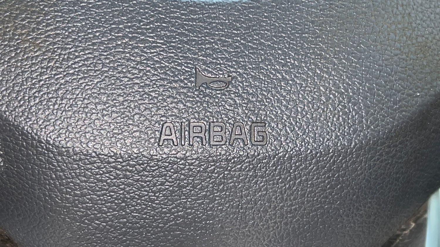Used 2020 Hyundai Aura SX 1.2 Petrol Petrol Manual top_features Airbags