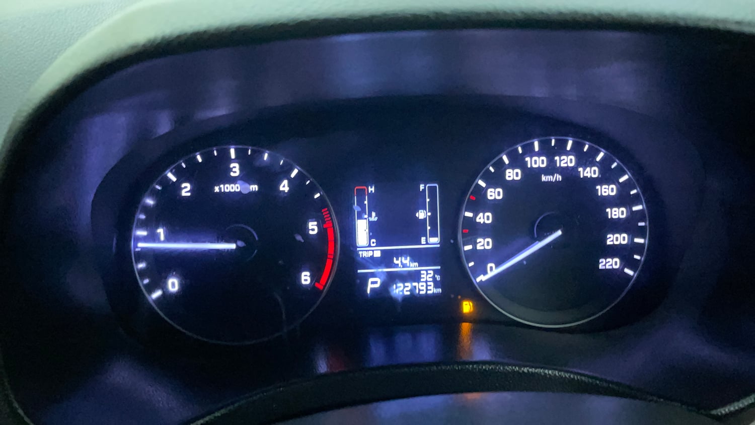 Used 2016 Hyundai Creta 1.6 SX Plus AT Diesel Automatic interior CLUSTERMETER VIEW
