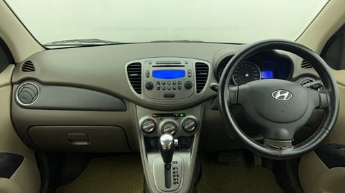 Used 2013 Hyundai i10 Sportz 1.2 AT Kappa2 Petrol Automatic interior DASHBOARD VIEW