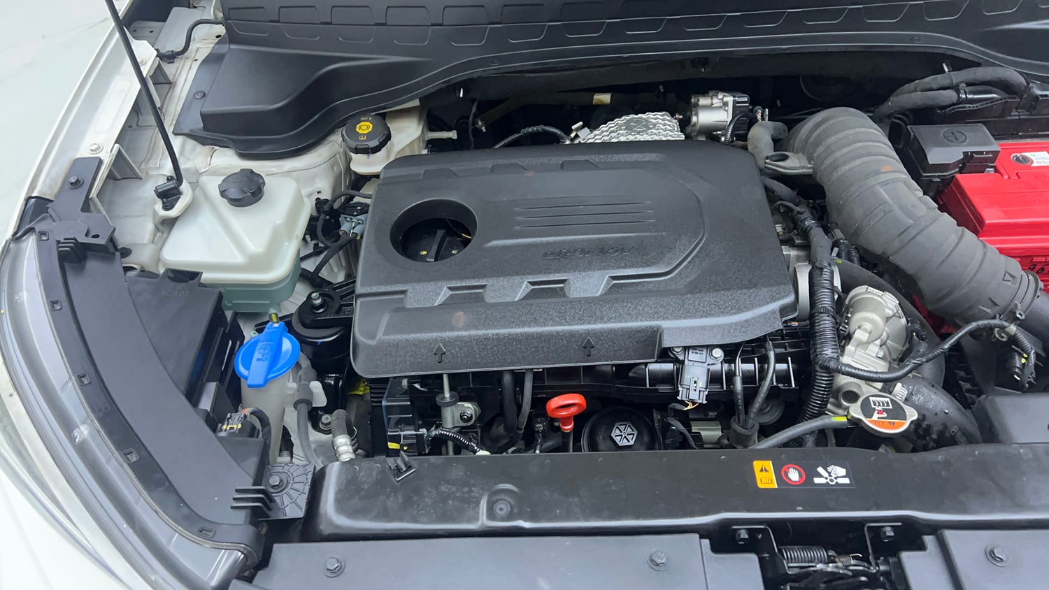 Used 2020 Kia Sonet GTX Plus 1.5 AT Diesel Automatic engine ENGINE RIGHT SIDE VIEW