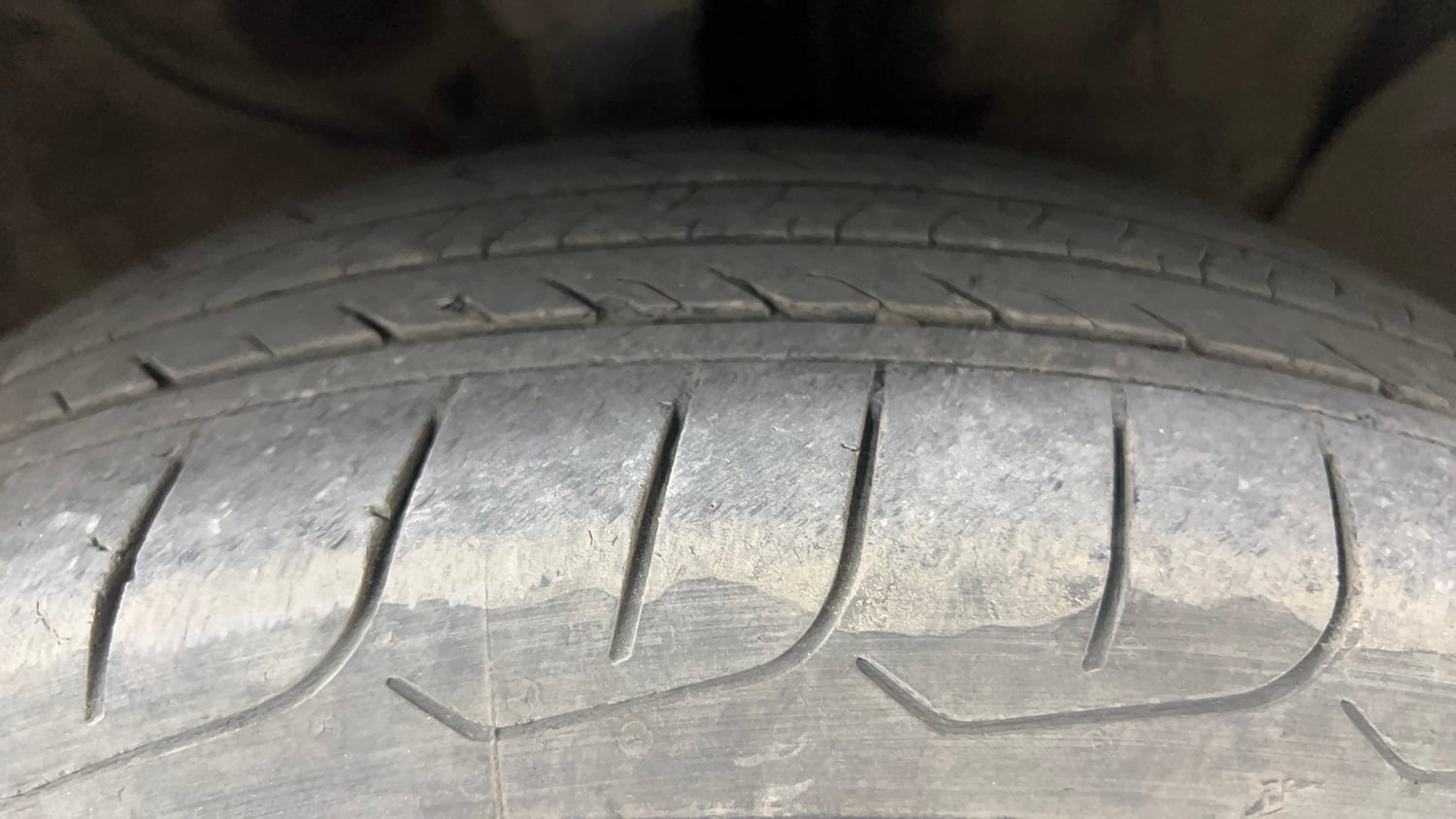 Used 2015 Hyundai Creta 1.6 SX Plus AT Diesel Automatic tyres RIGHT FRONT TYRE TREAD VIEW