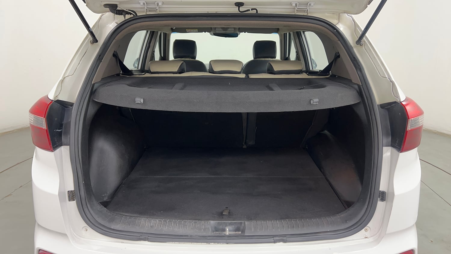Used 2015 Hyundai Creta 1.6 SX Plus AT Diesel Automatic interior DICKY INSIDE VIEW