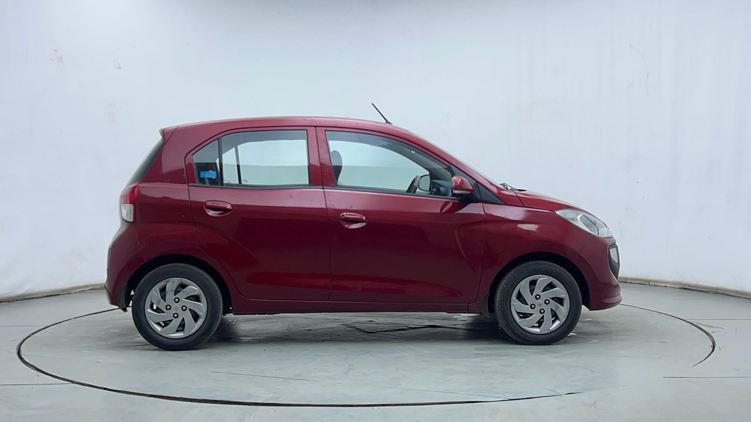 Used 2022 Hyundai Santro Sportz Petrol Manual exterior RIGHT SIDE VIEW