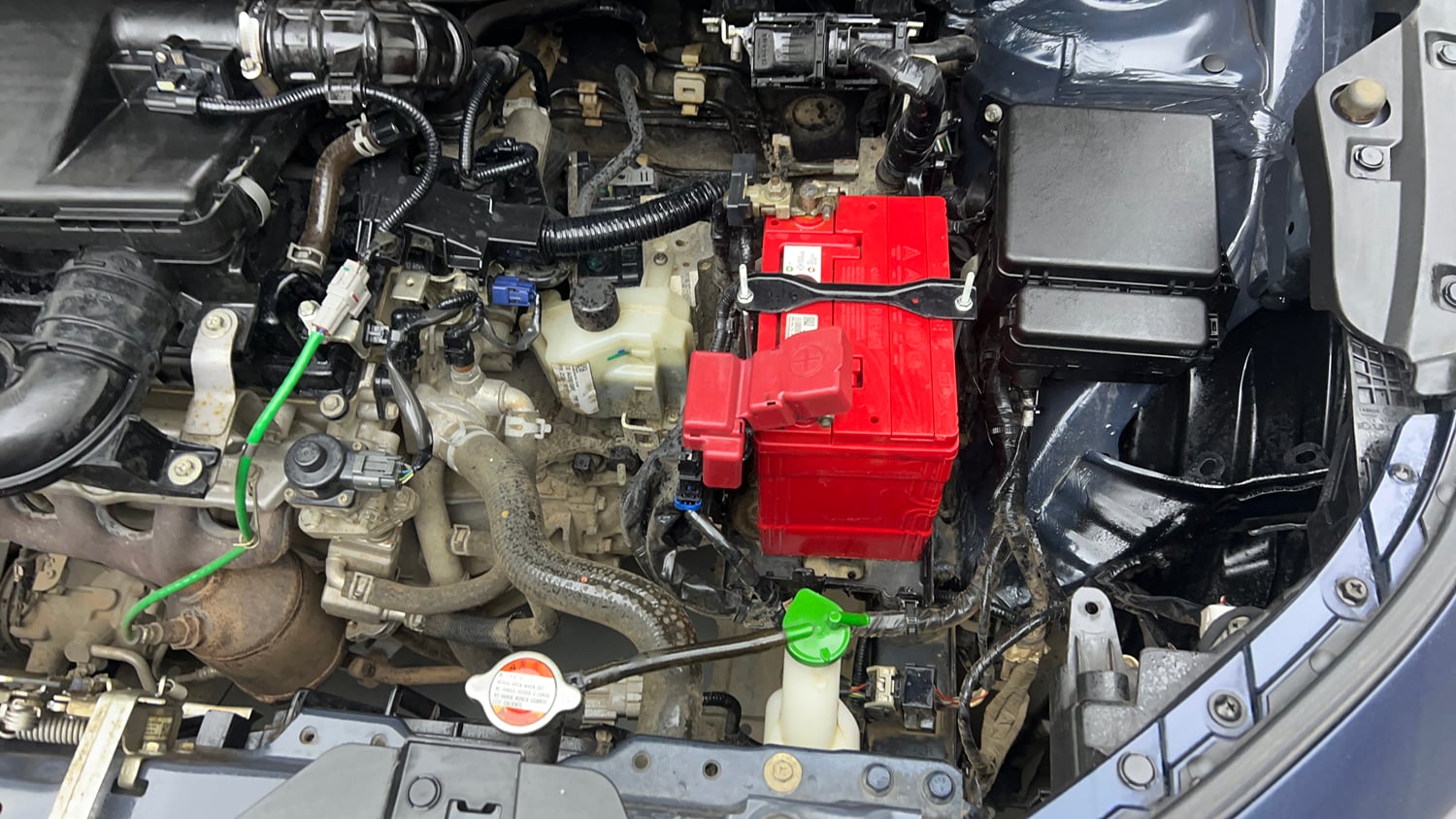 Used 2023 Maruti Suzuki Fronx Delta Plus 1.2L AGS Petrol Automatic engine ENGINE LEFT SIDE VIEW