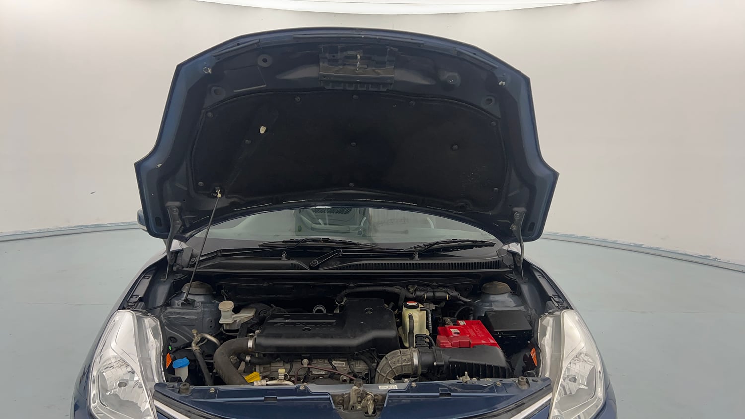 Used 2017 Maruti Suzuki Baleno Delta 1.3 Diesel Manual engine ENGINE & BONNET OPEN FRONT VIEW