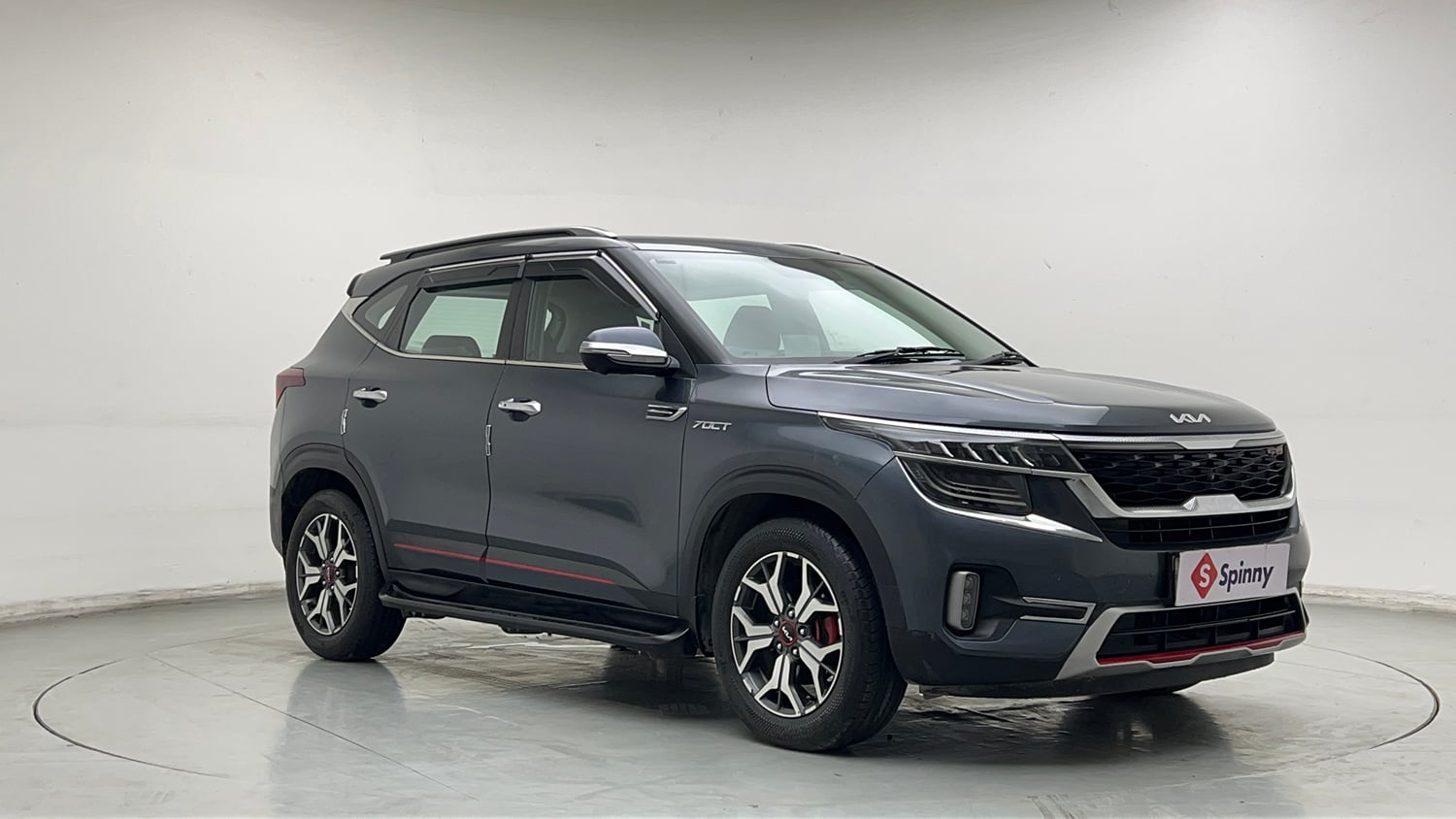 Used 2022 Kia Seltos GTX Plus 1.4 DCT Petrol Automatic exterior RIGHT FRONT CORNER VIEW