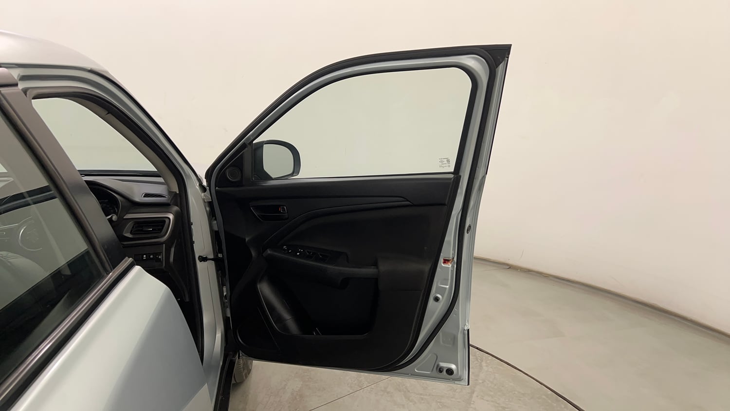Used 2023 Maruti Suzuki Brezza VXi Petrol Manual interior RIGHT FRONT DOOR OPEN VIEW