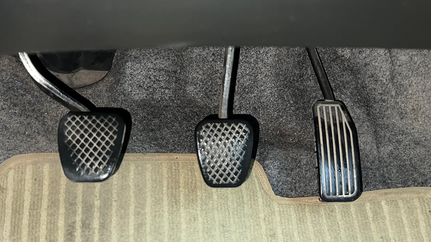 Used 2013 Honda Amaze 1.2 S i-VTEC Petrol Manual interior PEDALS VIEW