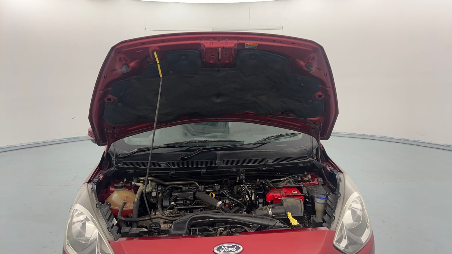 Used 2019 Ford Figo Titanium 1.2 Ti-VCT MT Petrol Manual engine ENGINE & BONNET OPEN FRONT VIEW