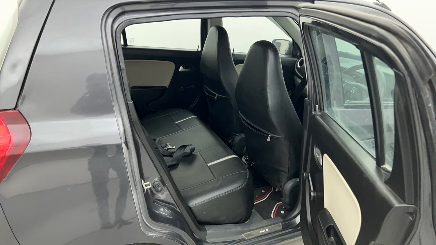 Used 2020 Maruti Suzuki Alto 800 VXi Petrol Manual interior RIGHT SIDE REAR DOOR CABIN VIEW