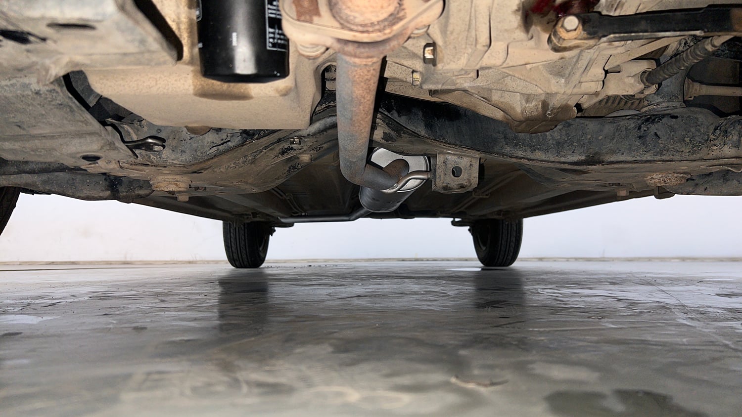 Used 2017 Maruti Suzuki Celerio VXi Petrol Manual extra FRONT LEFT UNDERBODY VIEW